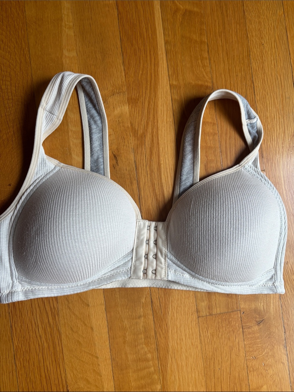 Everyday Lightly Padded Front-Closure Bra in Light Beige